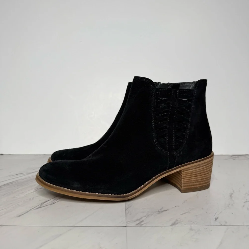 Paul Green Vienna Black Suede Stacked Heel Bootie 6 / 8.5